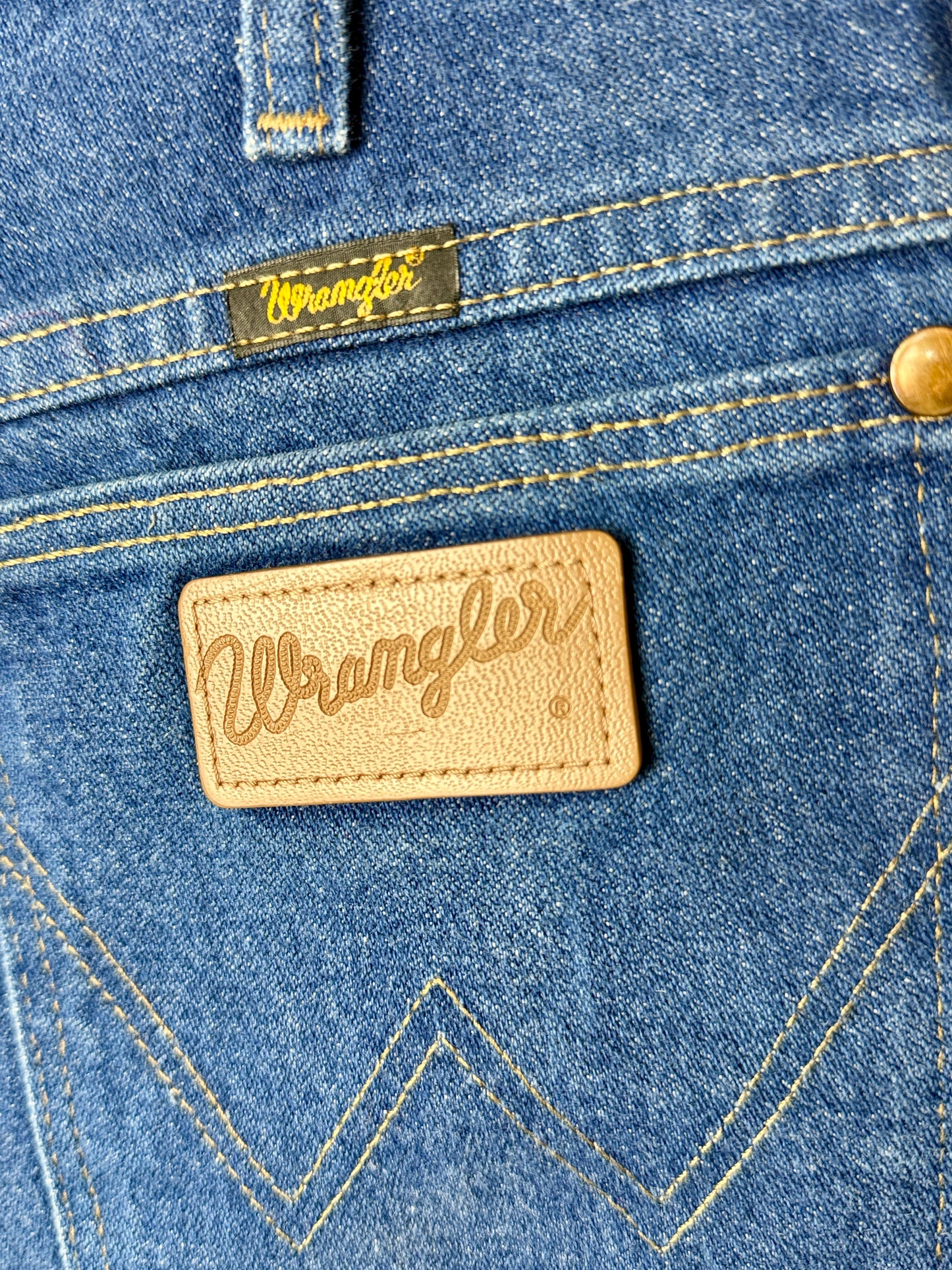 WRANGLER DENIM DREW SHORTS - UK 8