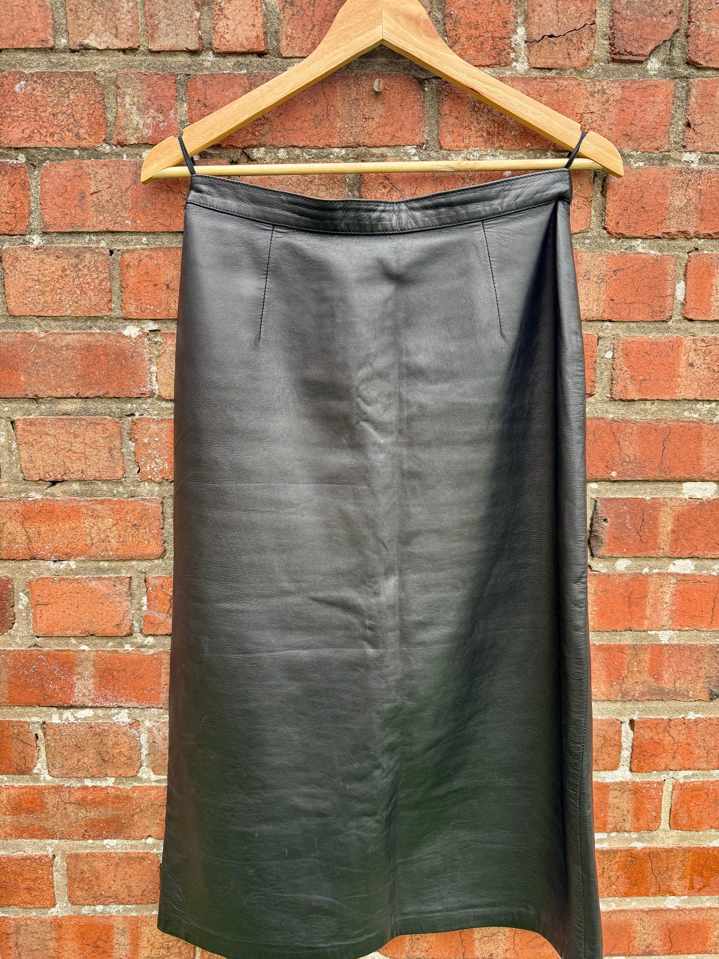 100% REAL LEATHER LONG BLACK SKIRT - UK 10