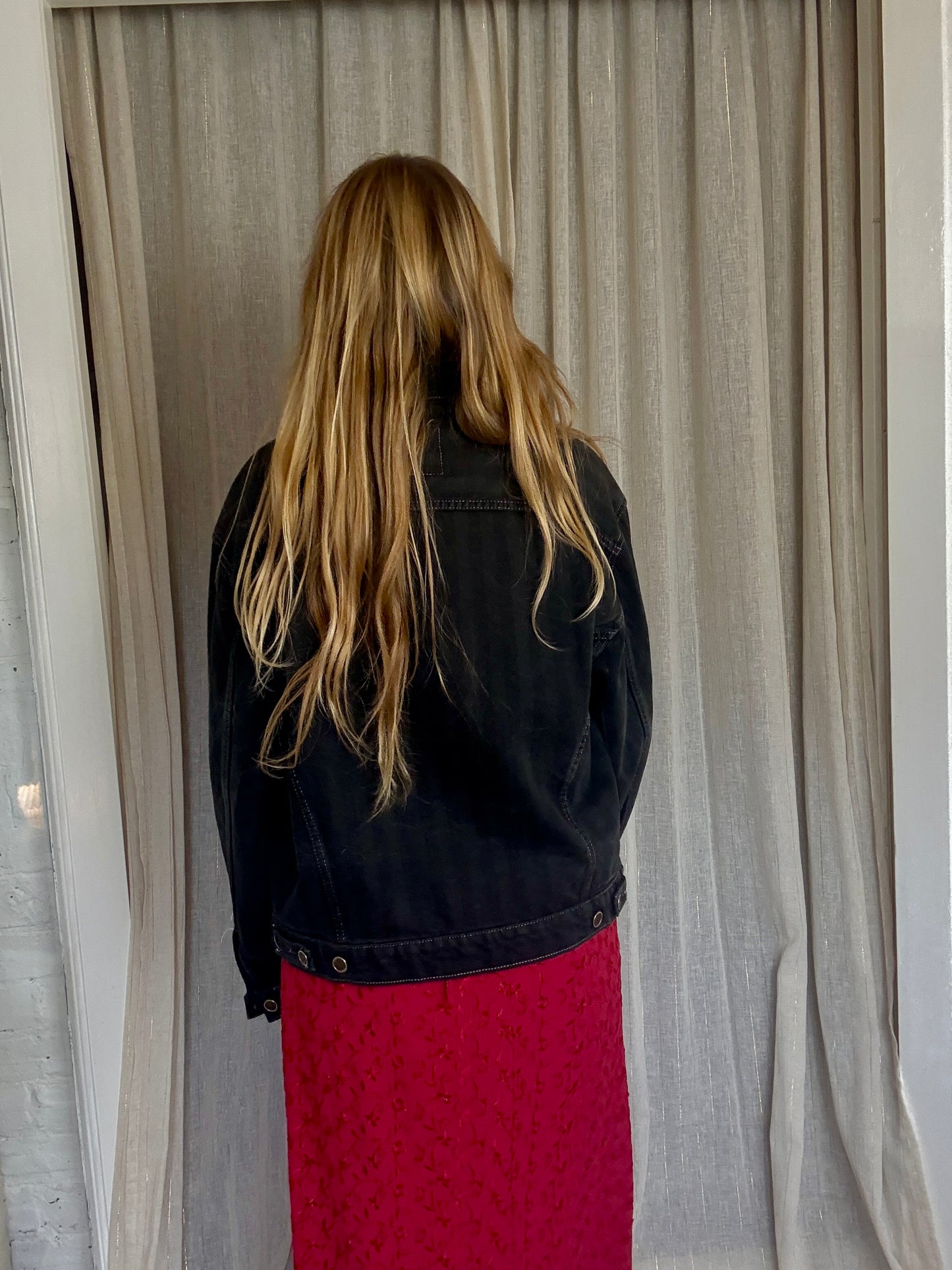 VINTAGE LEVIS BLACK DENIM JACKET - UK 8-14