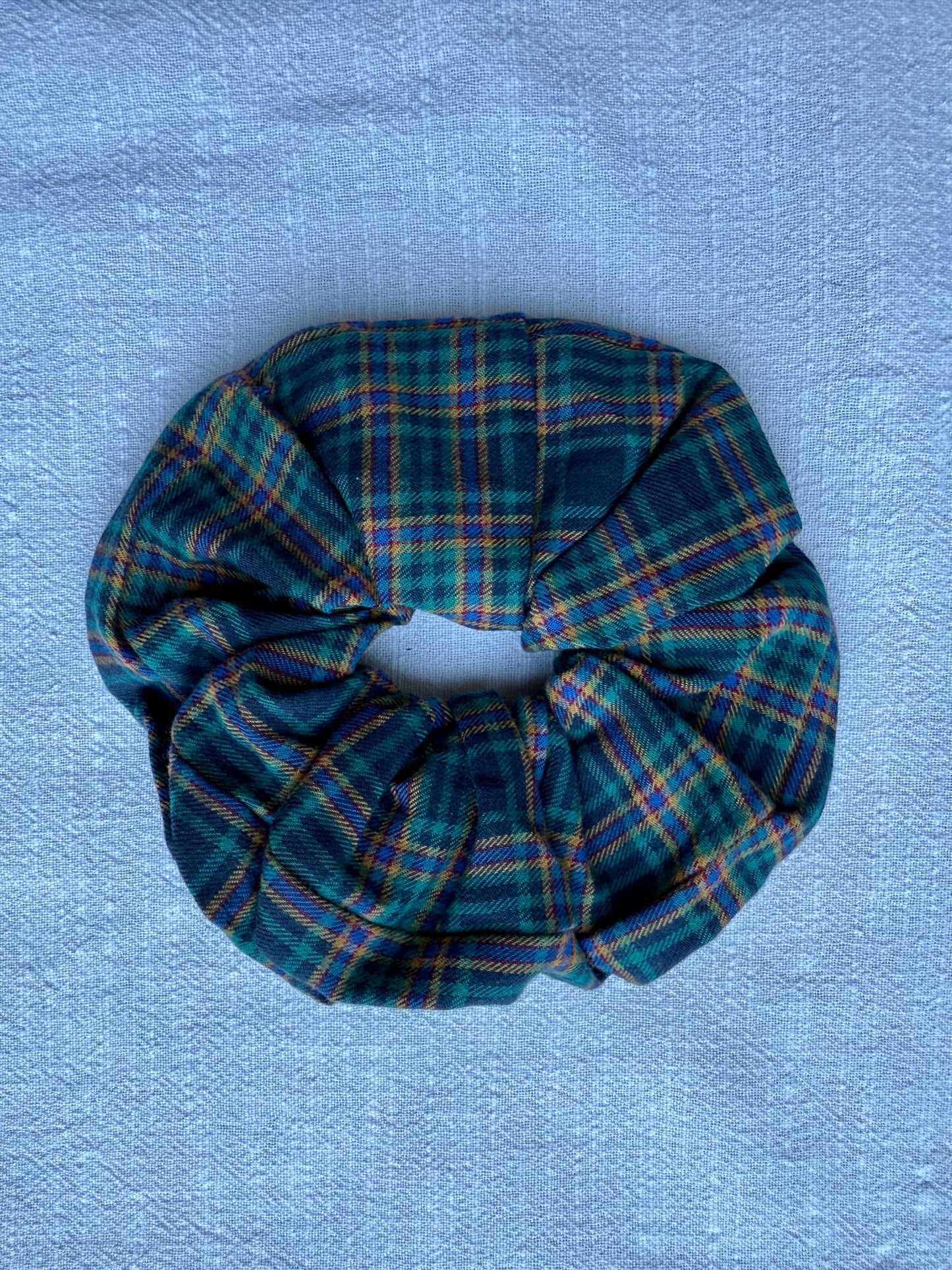 HANDMADE VELVET SCRUNCHIES