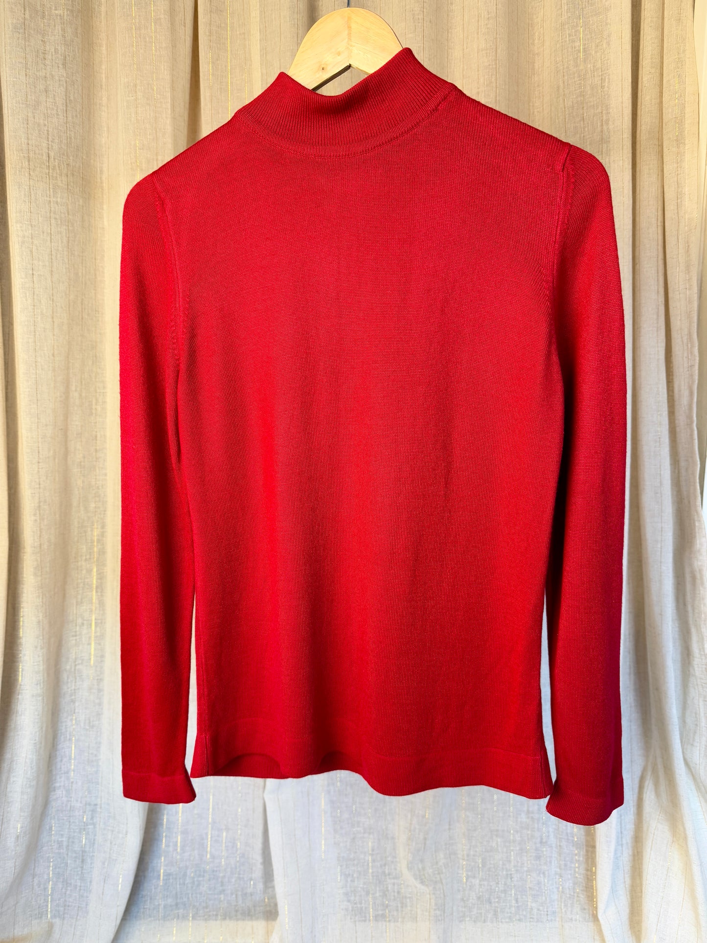 RED TURTLENECK NECK JUMPER - UK 12