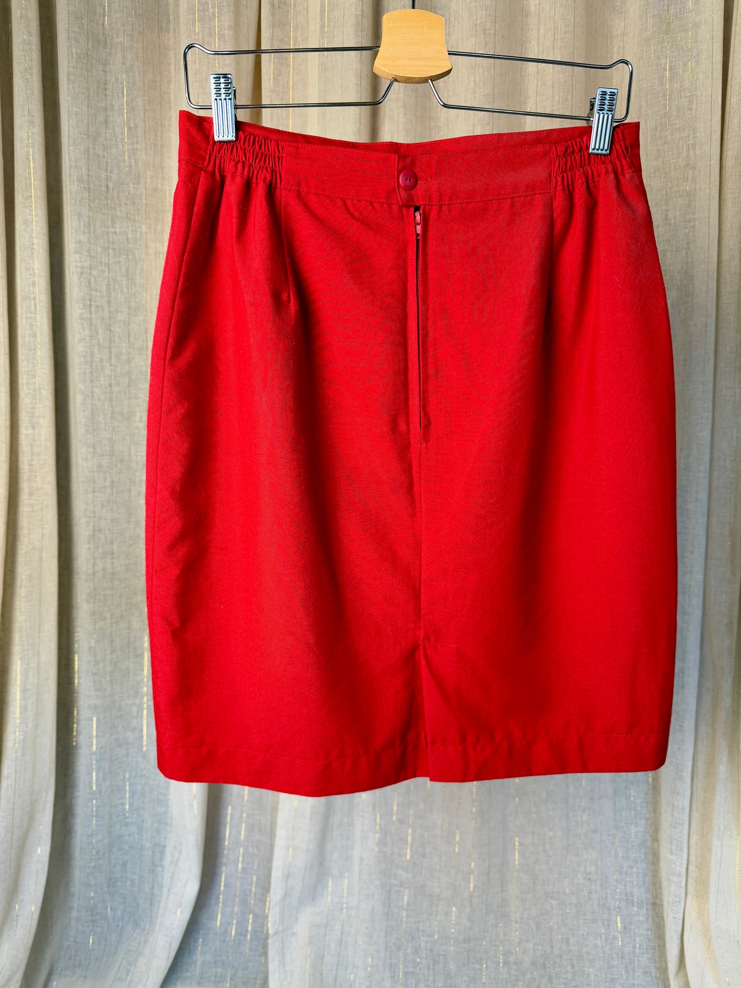 RED MARIANNE SKIRT - UK 12