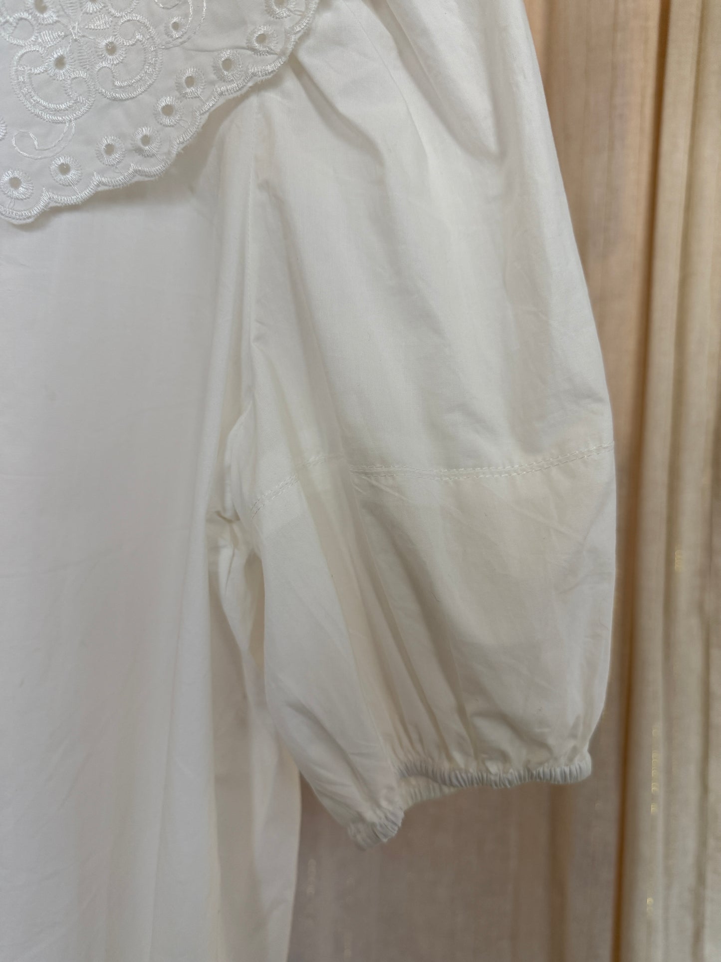 100% COTTON EMBROIDERED COLLAR EDIE BLOUSE - UK 12/14