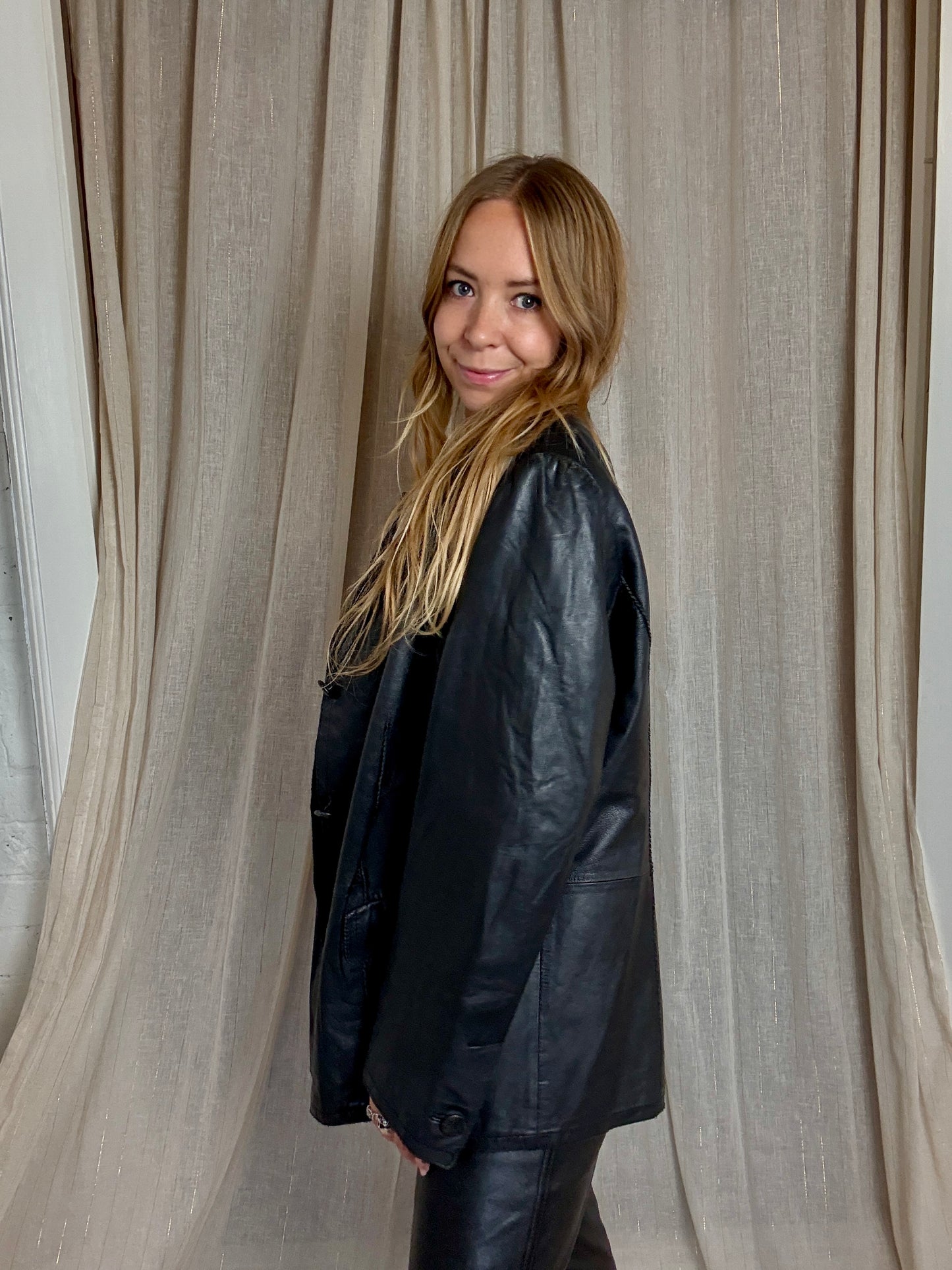100% REAL LEATHER BLACK JACKET - UK 10 - 16