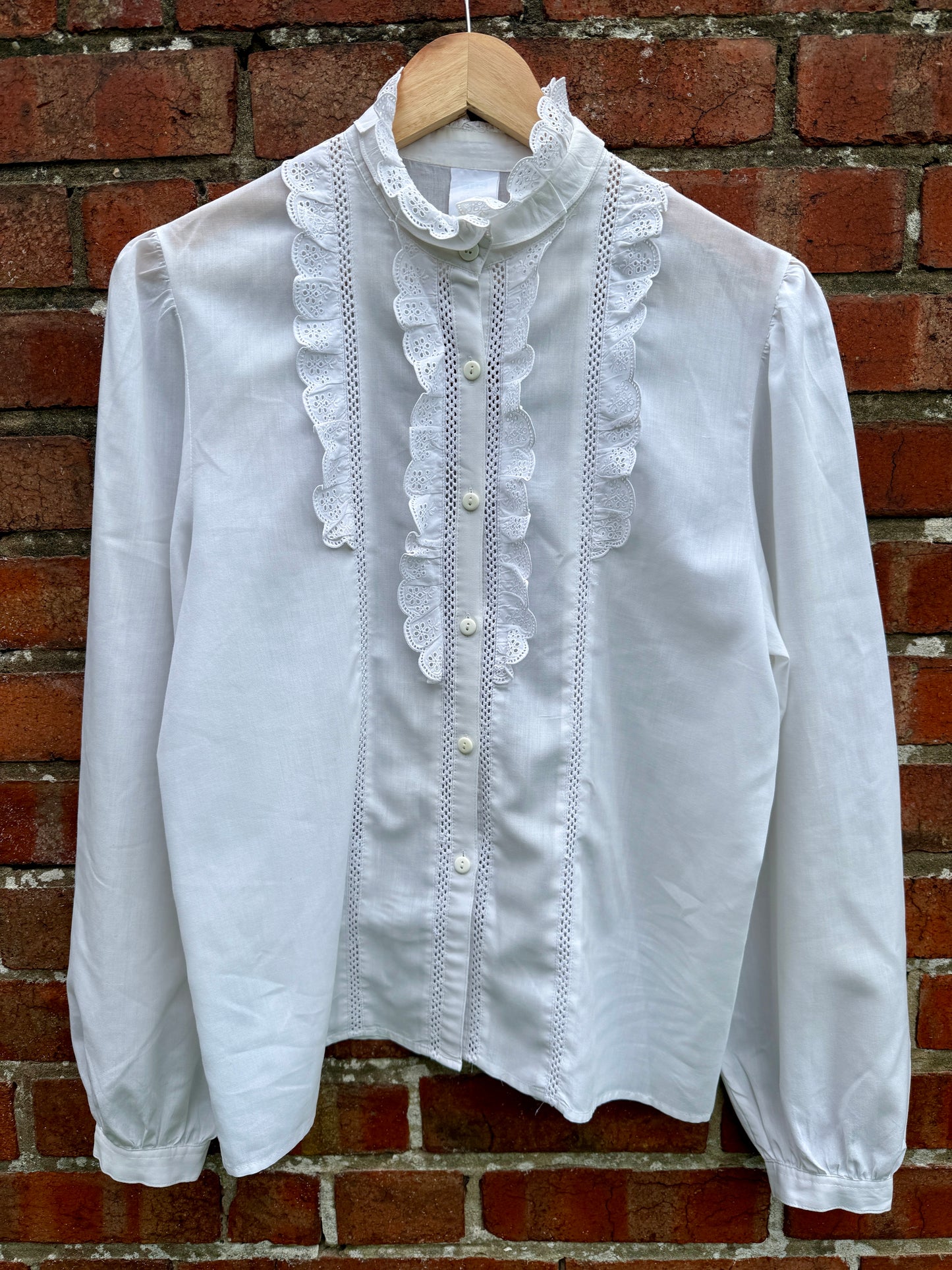 FRILLY VICTORIAN STYLE BLOUSE - UK 14