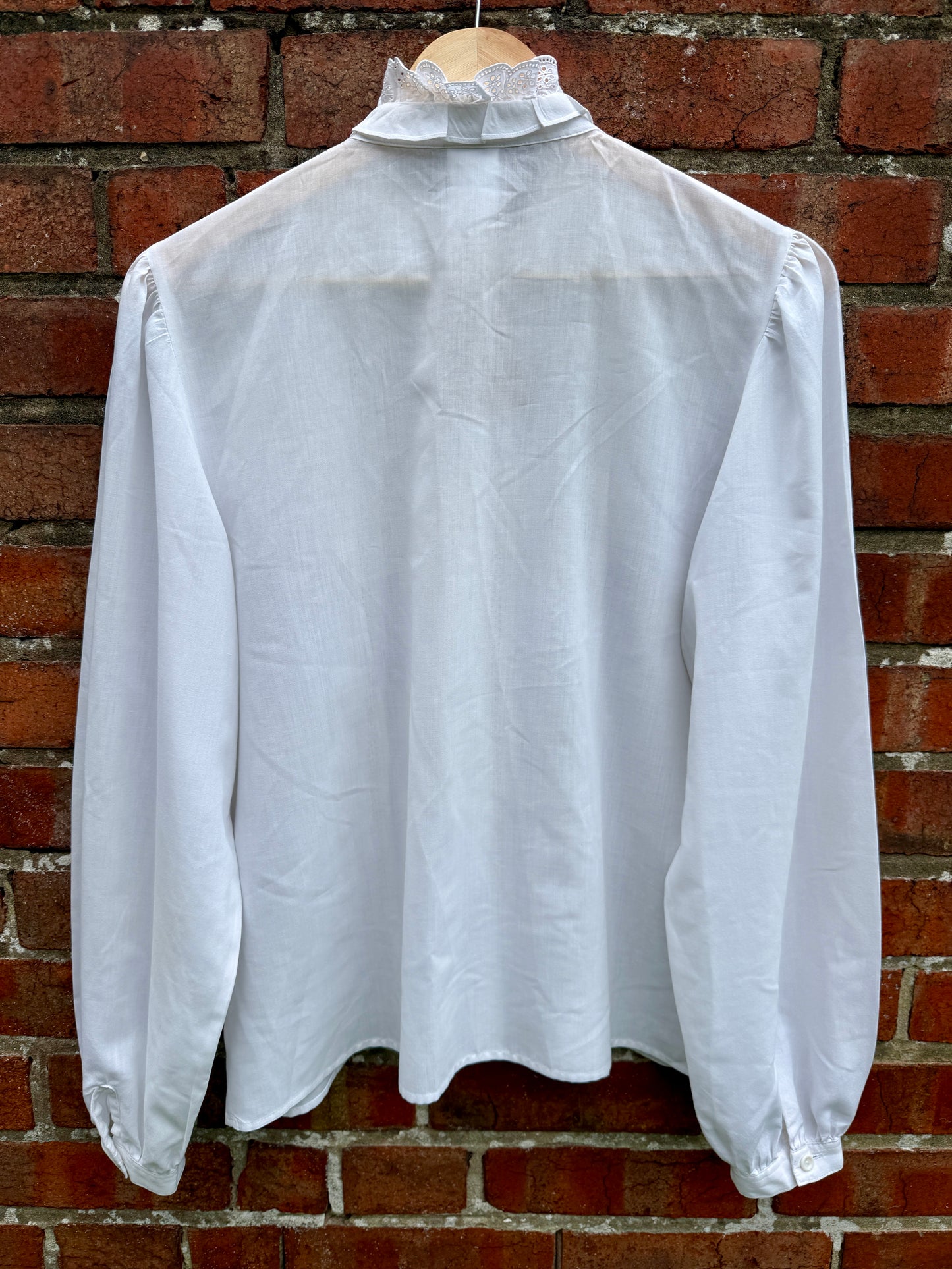 FRILLY VICTORIAN STYLE BLOUSE - UK 14