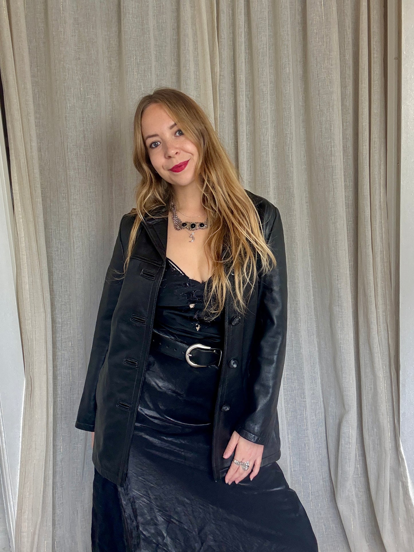 100% VINTAGE REAL LEATHER FITTED JACKET - UK 8/10