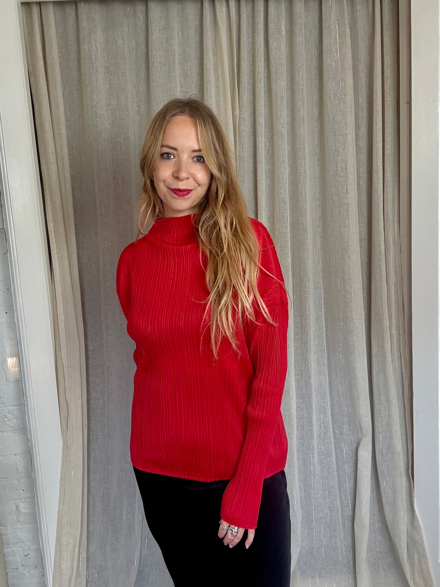 ISSEY MIYAKE PLEATS PLEASE RED BLOUSE - ONE SIZE