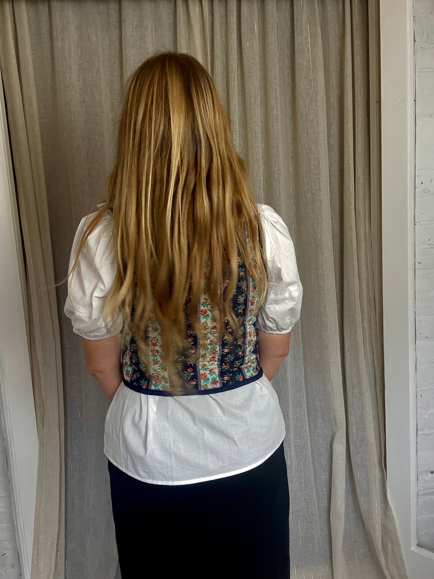 QUILTED FLORAL CROPPED GILET - UK 10