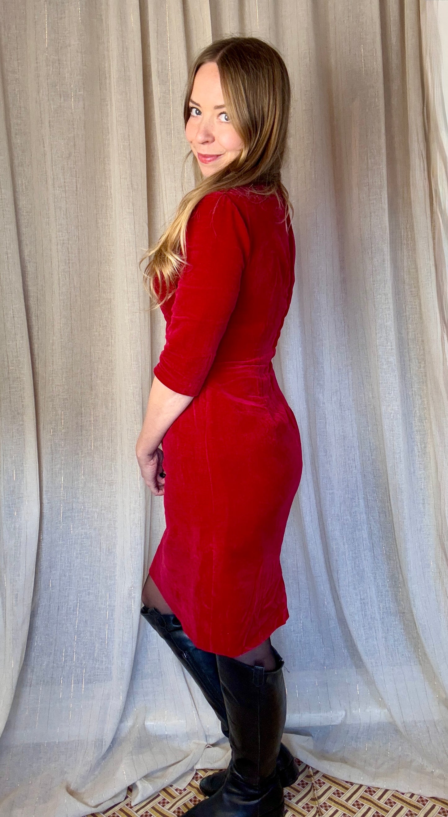 RED VELVET DILARA DRESS - UK 8/10